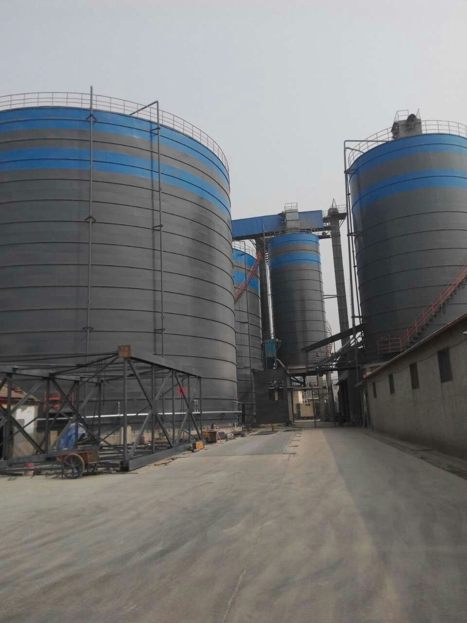 德钦粉煤灰储存库基础怎么建造